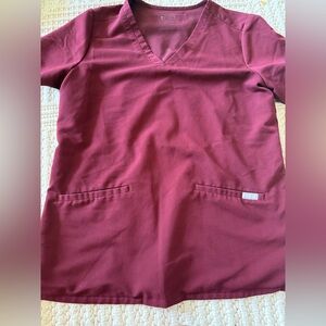 Figs Women's V-Neck Medical Scrub Top in Burgundy